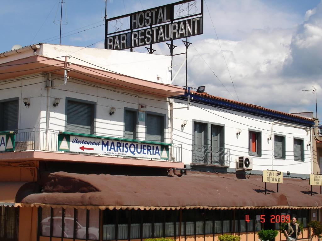 Hostal Can Blanco Sarriá de Ter Eksteriør bilde