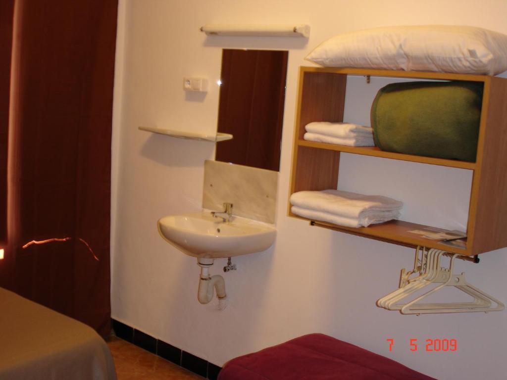 Hostal Can Blanco Sarriá de Ter Eksteriør bilde